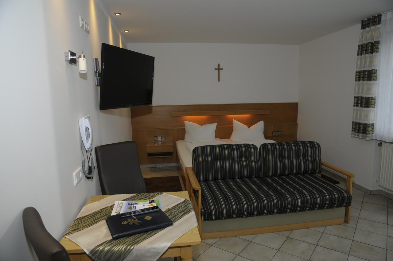 Gasthof Zur Krone Mitteleschenbach Habitación foto